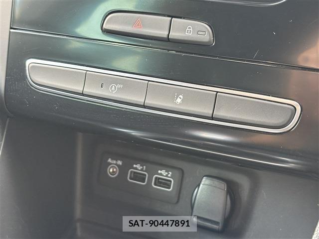Renault MEGANE 2022-10 7502590-12