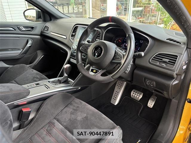 Renault MEGANE 2022-10 7502590-4