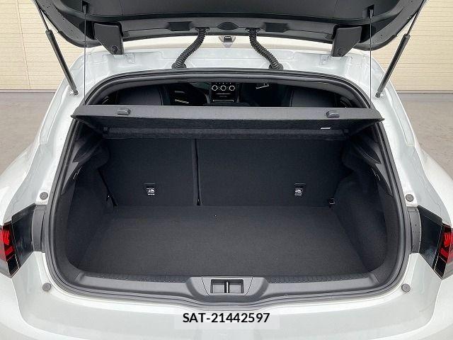 Renault MEGANE 2022-03 7509875-13