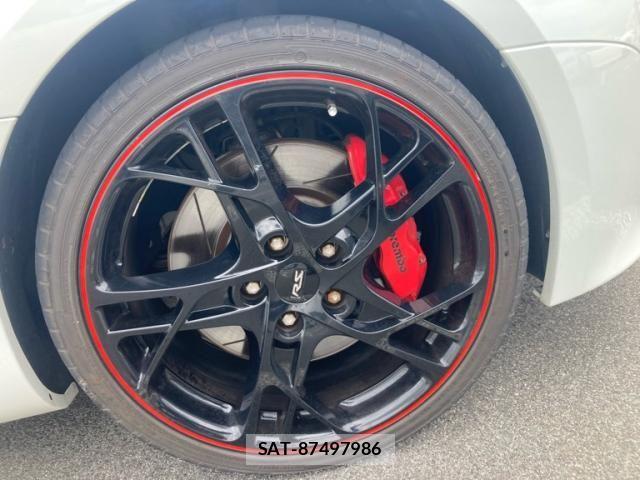 Renault MEGANE 2013-01 7619557-9
