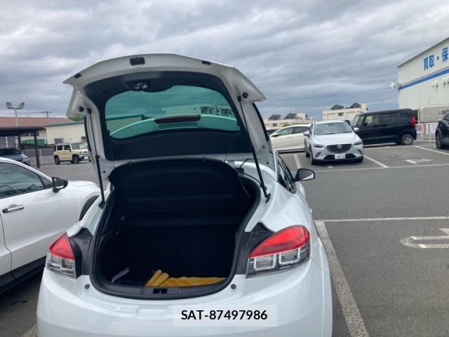 Renault MEGANE 2013-01 7619557-11