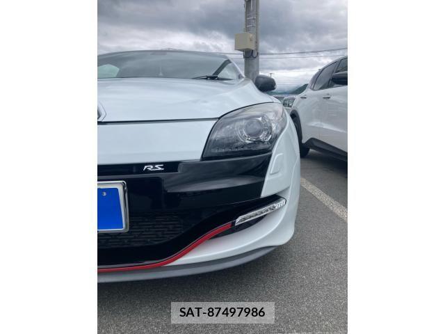 Renault MEGANE 2013-01 7619557-4