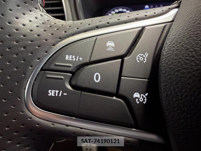 Renault MEGANE 2023-09 7619555-7