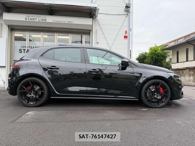 Renault MEGANE 2024-06 7727892-3