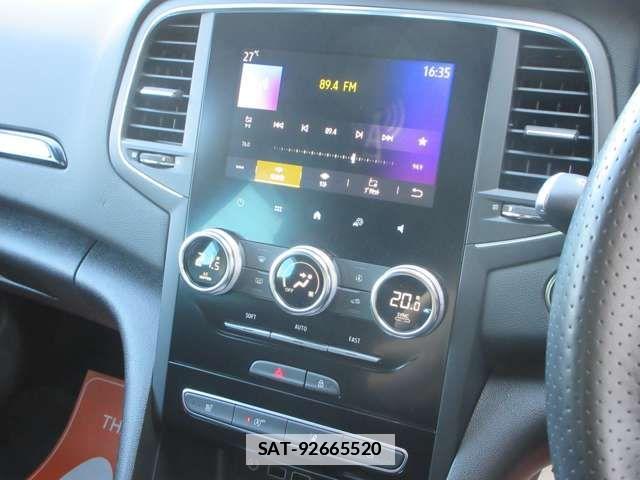 Renault MEGANE 2023-08 7727900-15