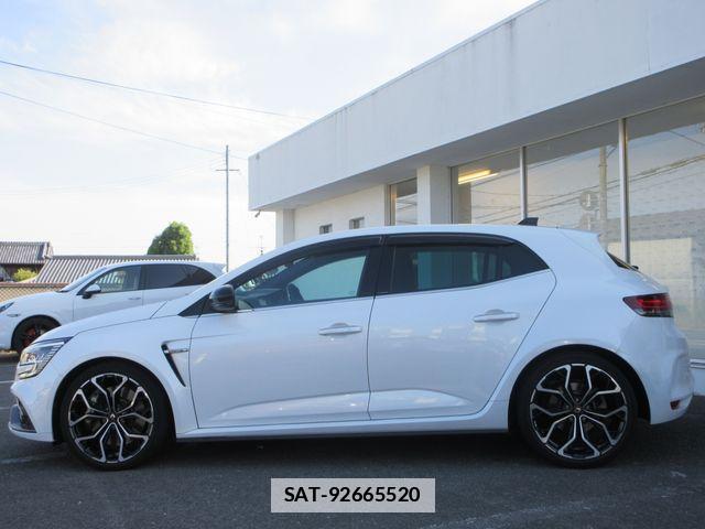 Renault MEGANE 2023-08 7727900-21