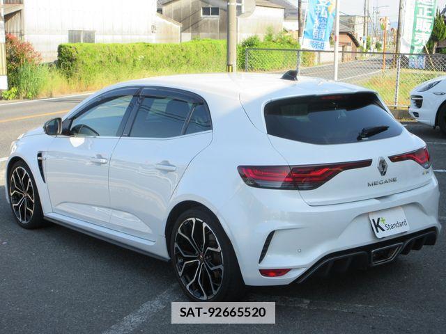 Renault MEGANE 2023-08 7727900-22