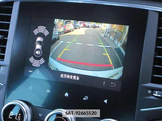 Renault MEGANE 2023-08 7727900-2