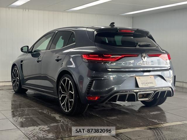 Renault MEGANE 2023-02 7727899-2