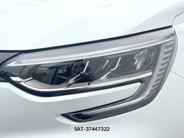 Renault MEGANE 2023-08 7788731-12