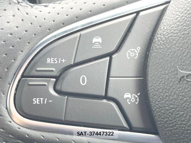 Renault MEGANE 2023-08 7788731-7