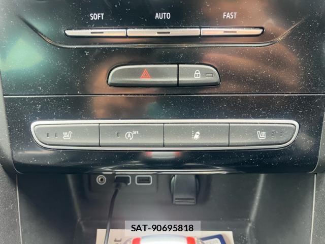 Renault MEGANE 2021-07 7879152-19
