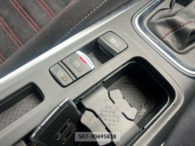 Renault MEGANE 2021-07 7879152-21