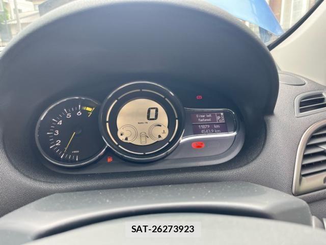 Renault MEGANE 2015-11 7963563-14