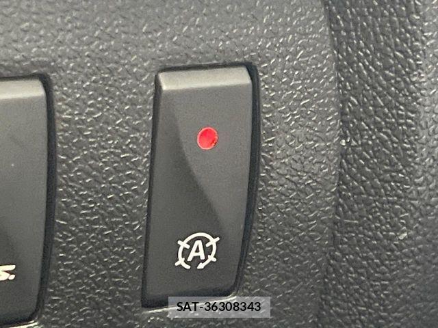 Renault MEGANE 2015-09 7980834-6