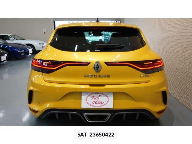 Renault MEGANE 2023-01 8037921-2