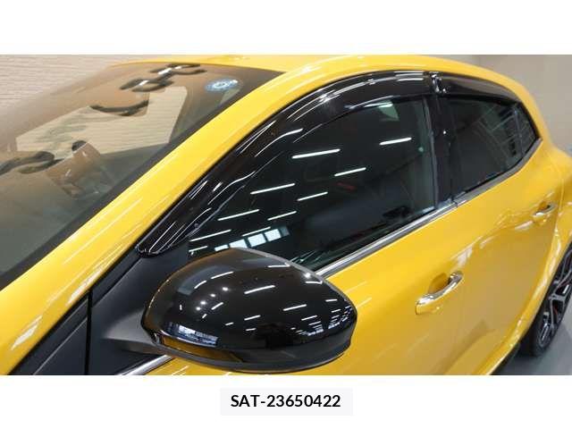 Renault MEGANE 2023-01 8037921-5