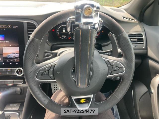 Renault MEGANE 2024-05 8101572-14