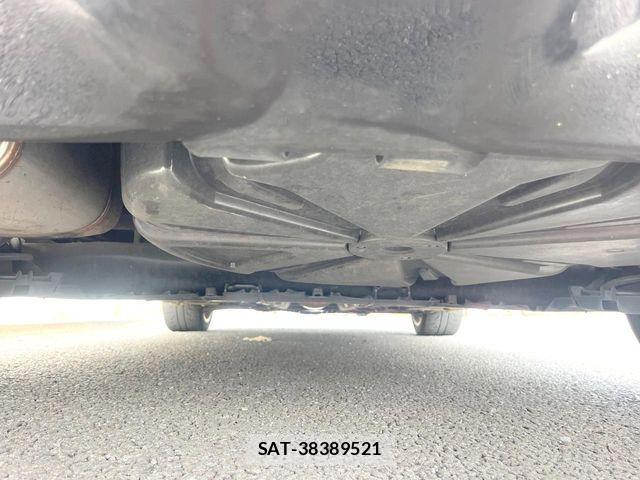 Renault MEGANE 2017-04 8132084-19
