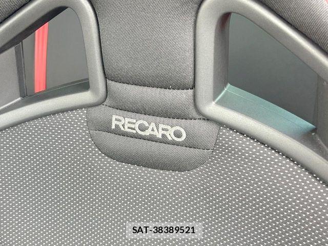 Renault MEGANE 2017-04 8132084-7