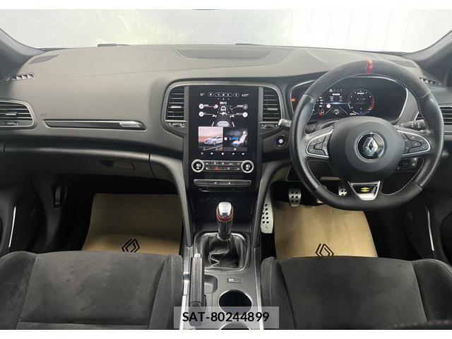Renault MEGANE 2024-05 8209867-10