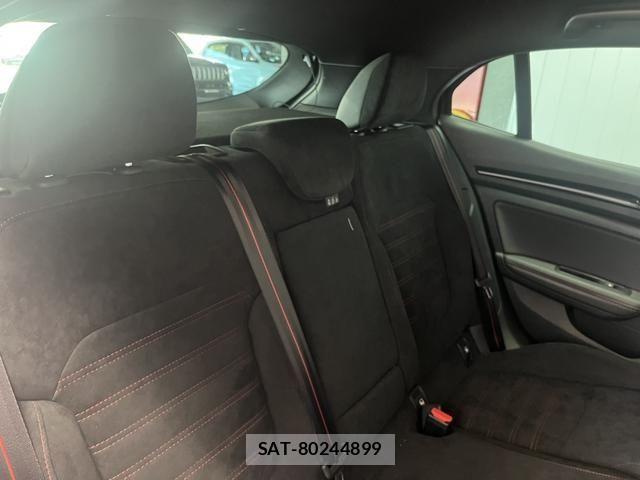 Renault MEGANE 2024-05 8209867-4