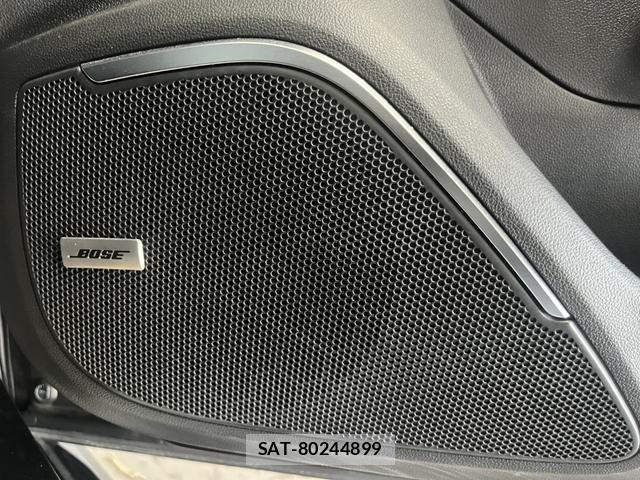 Renault MEGANE 2024-05 8209867-8
