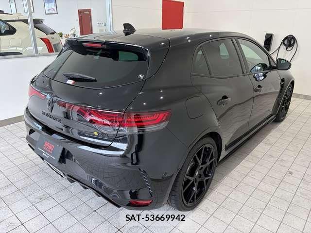 Renault MEGANE 2024-01 8209866-6