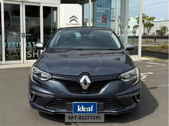 Renault MEGANE 2018-08 8209870-1