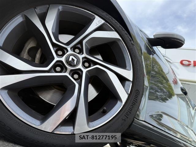Renault MEGANE 2018-08 8209870-19
