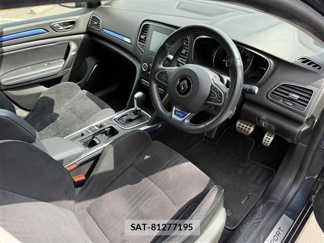 Renault MEGANE 2018-08 8209870-8