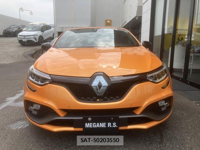 Renault MEGANE 2022-07 8209868-3
