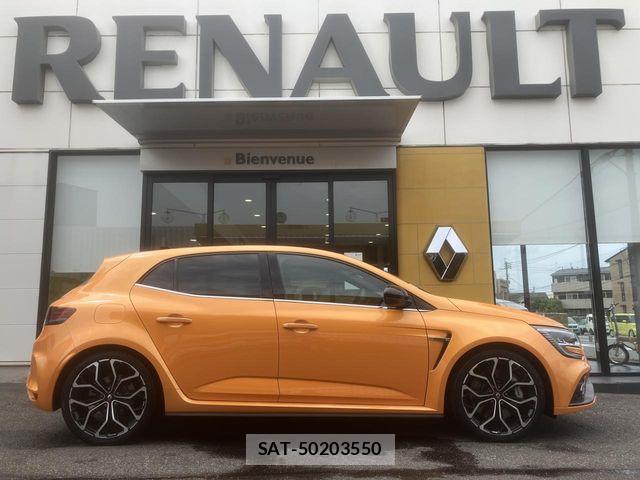 Renault MEGANE 2022-07 8209868-4