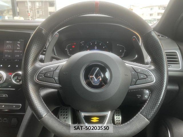 Renault MEGANE 2022-07 8209868-6