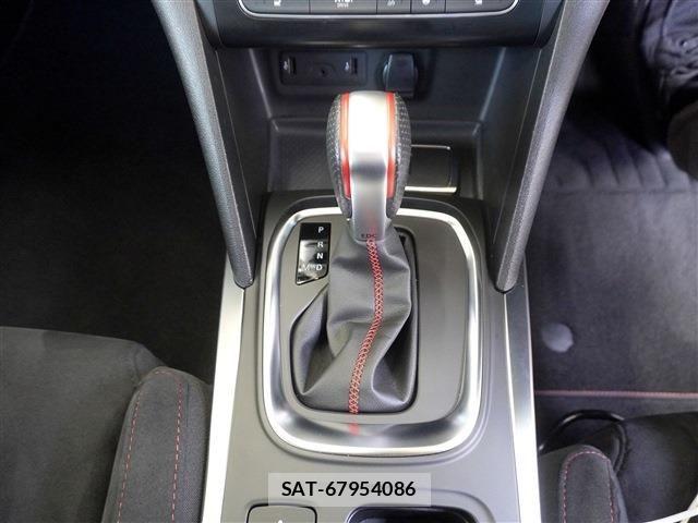 Renault MEGANE 2020-02 8337636-14