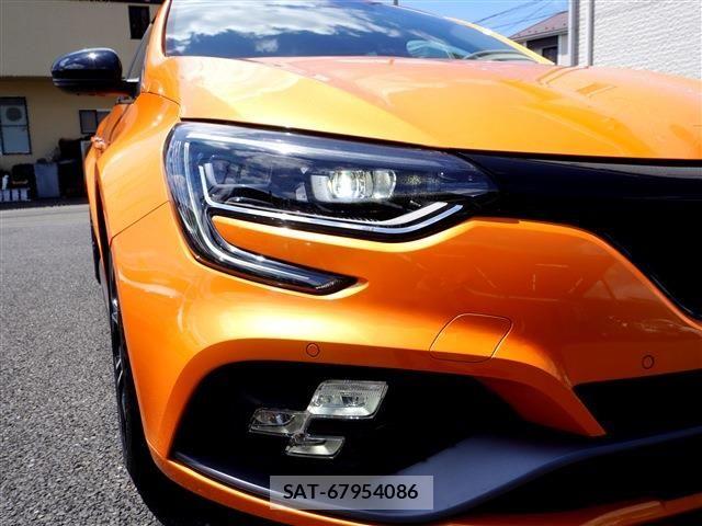 Renault MEGANE 2020-02 8337636-6