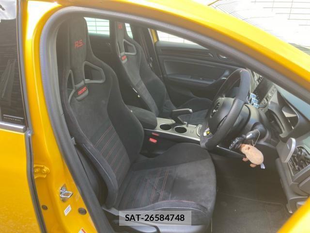 Renault MEGANE 2022-12 8368345-12