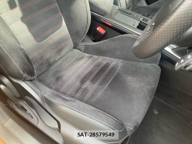 Renault MEGANE 2022-09 8414696-12