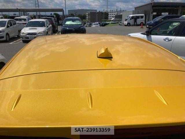 Renault MEGANE 2015-08 8458316-9