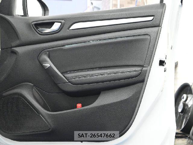 Renault MEGANE 2022-05 8628656-21