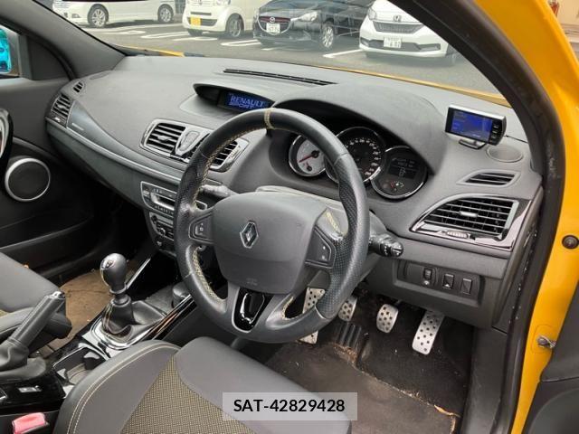 Renault MEGANE 2012-10 8661277-15