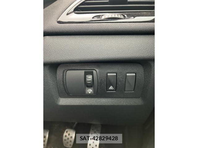 Renault MEGANE 2012-10 8661277-17