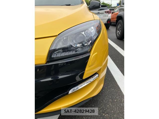 Renault MEGANE 2012-10 8661277-2