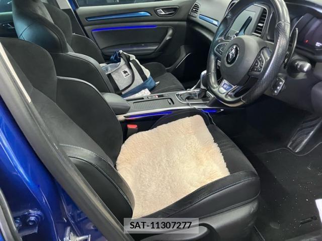 Renault MEGANE 2018-08 8781844-5