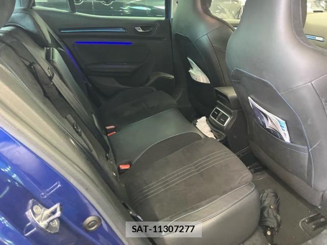 Renault MEGANE 2018-08 8781844-6
