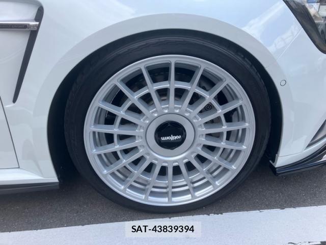 Renault MEGANE 2018-10 8871951-8