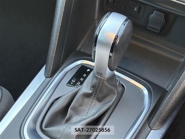 Renault MEGANE 2019-01 6614450-18