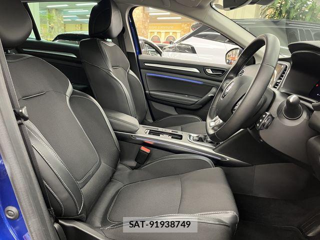Renault MEGANE 2023-07 7457310-3
