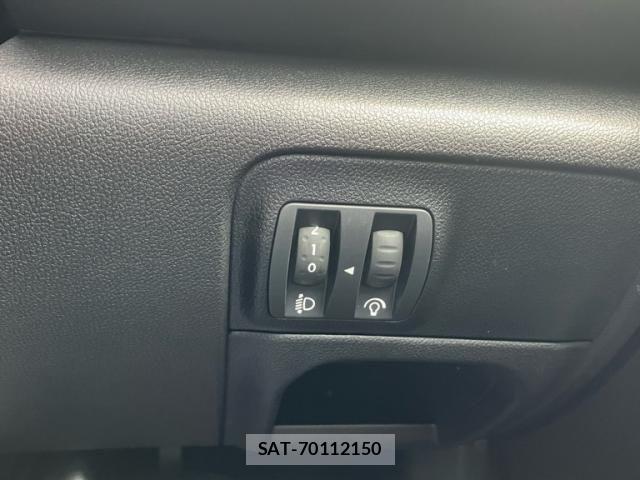 Renault MEGANE 2023-05 8316723-23