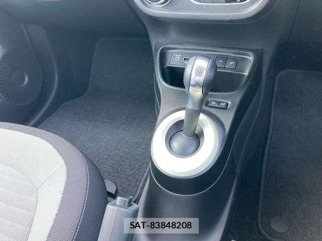 Renault TWINGO 2021-02 1141832-12